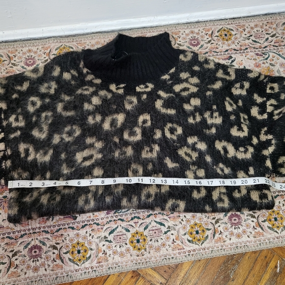 NWT FOREVER 21+ Size 2X Leopard Print Sweater Closet Staple Classic Mock Neck - Picture 12 of 13